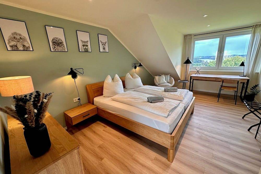 Ganze Wohnung, Ferienwohnung mit Seeblick in Hattingen - eine Wohlfühloase mitten im Pott! in Hattingen, Ennepe-Ruhr-Kreis