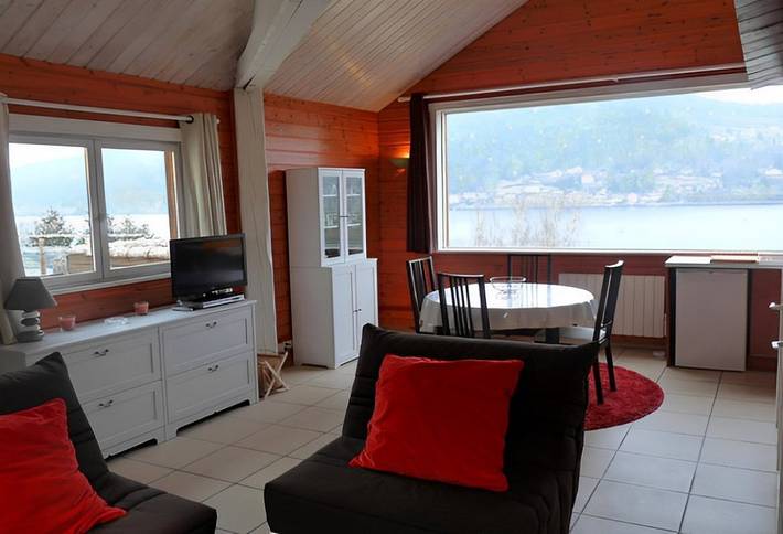 Chambre d’hôte pour 4 personnes, avec piscine ainsi que vue sur le lac et terrasse dans les Vosges - 4