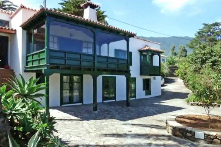 Chalet para 8 personas, con Balcón además de Terraza y Jardín en La Palma - 2