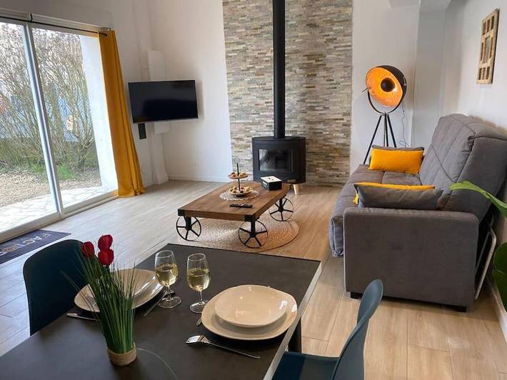 Gîte pour 6 personnes, avec jardin à Bessines (Deux-Sèvres) - 2