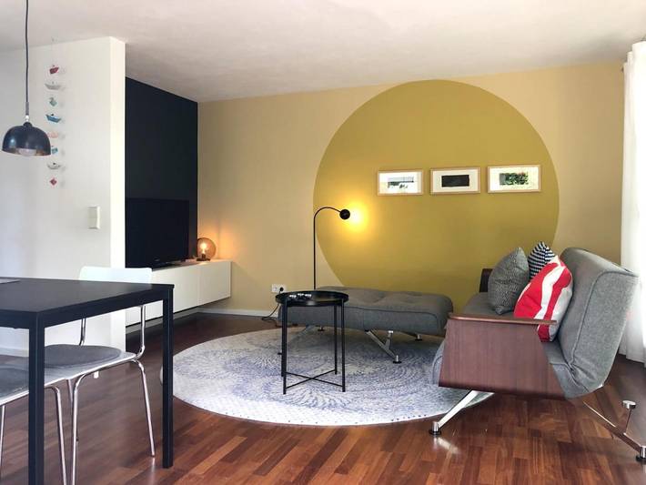 Ferienwohnung für 3 Personen, mit Terrasse und Garten sowie Seeblick und Ausblick in Konstanz