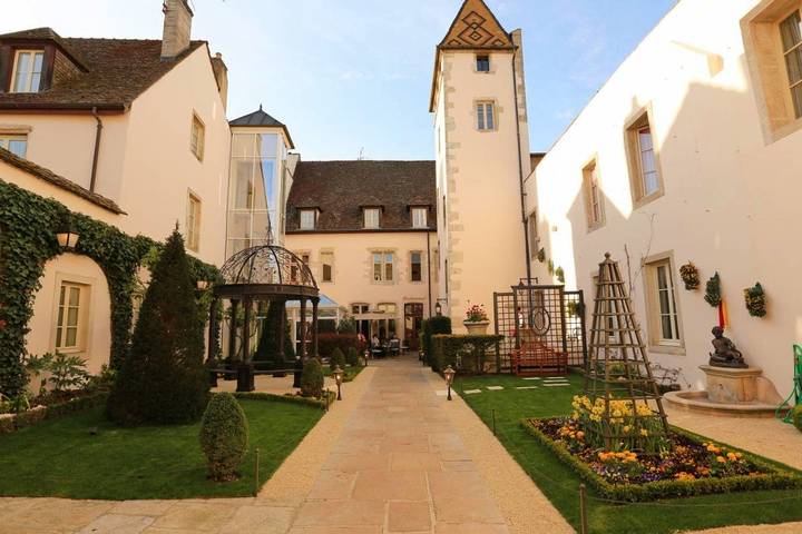 Hôtel pour 2 personnes, avec sauna et jardin dans Les Hospices de Beaune
