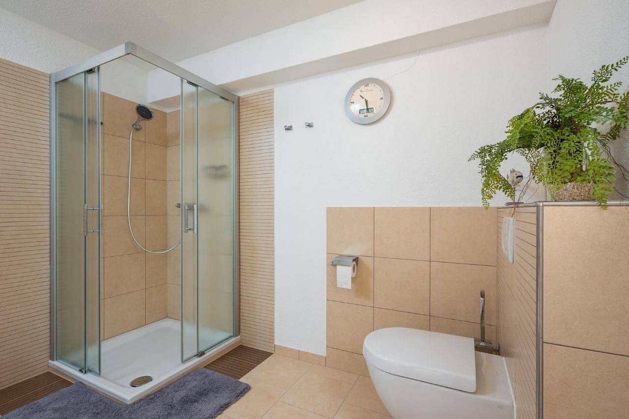 Geheel appartement, 7-Seen-Oase in Südwest, Leipzig