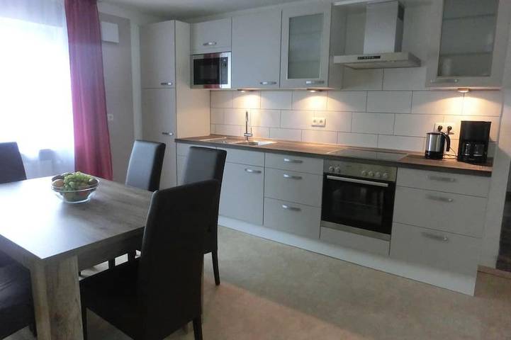Ferienwohnung für 5 Personen, mit Garten in Egenhofen