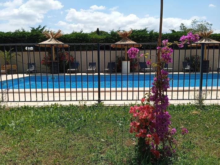 Hôtel pour 2 personnes, avec jardin et piscine, animaux acceptés à Le Pontet - 4