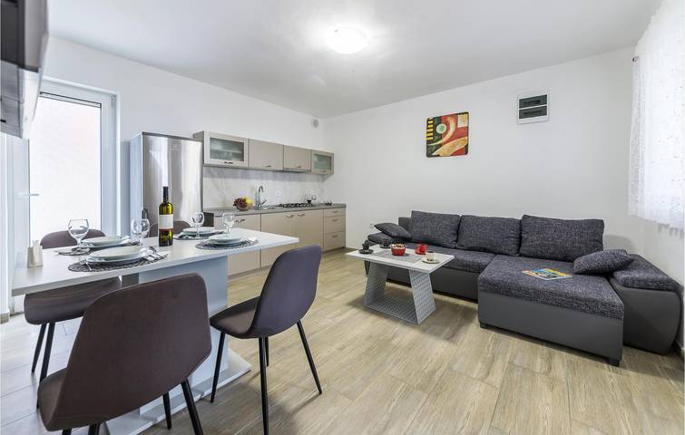 Ferienhaus für 4 Personen, mit Terrasse in Peroj - 4