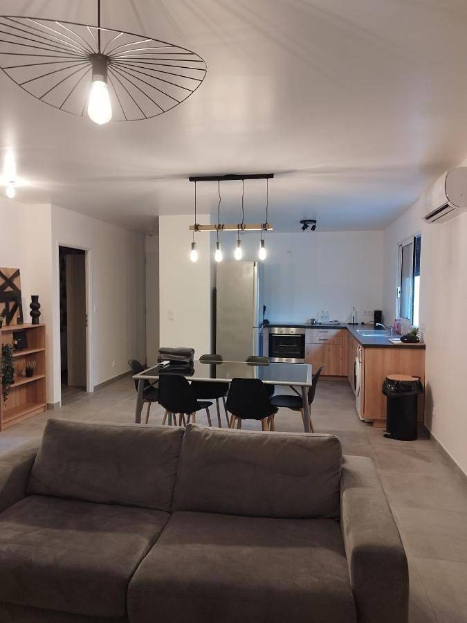 Location de vacances pour 6 personnes, avec jardin et vue à Saint-Doulchard - 2