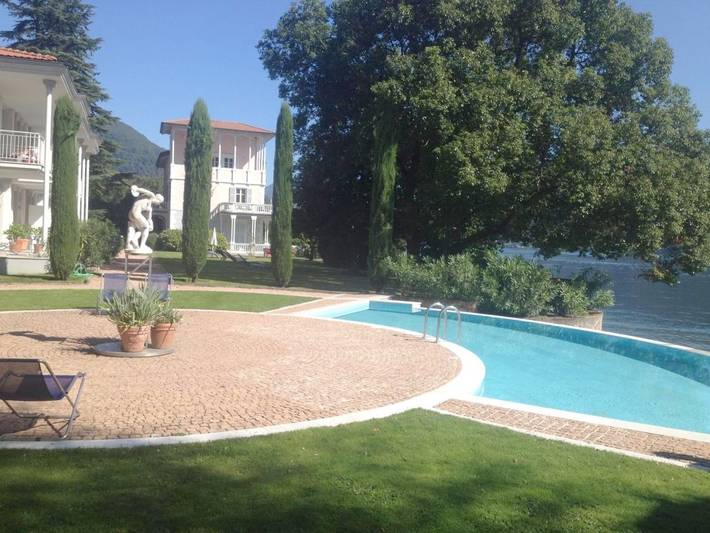 Ferienhaus für 4 Personen, mit Terrasse und Garten sowie Pool und Seeblick in Porto Ceresio - 4