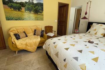 Chambre D’hôte pour 6 Personnes dans Anthé, Région de Villeneuve-sur-Lot, Photo 1