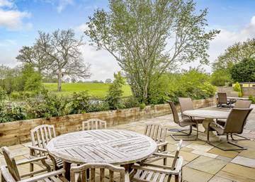 Glamping for 10 People in Eaton, North West England, Photo 1