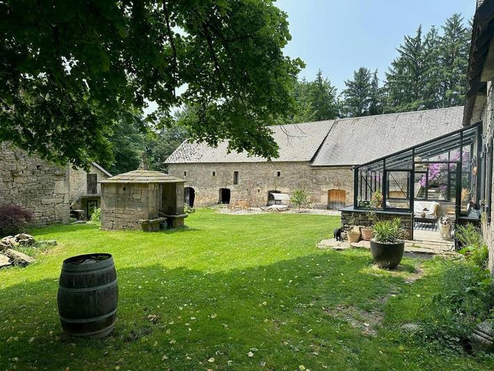 Location de vacances pour 7 personnes, avec terrasse et jacuzzi, animaux acceptés à Saint-Merd-les-Oussines - 2