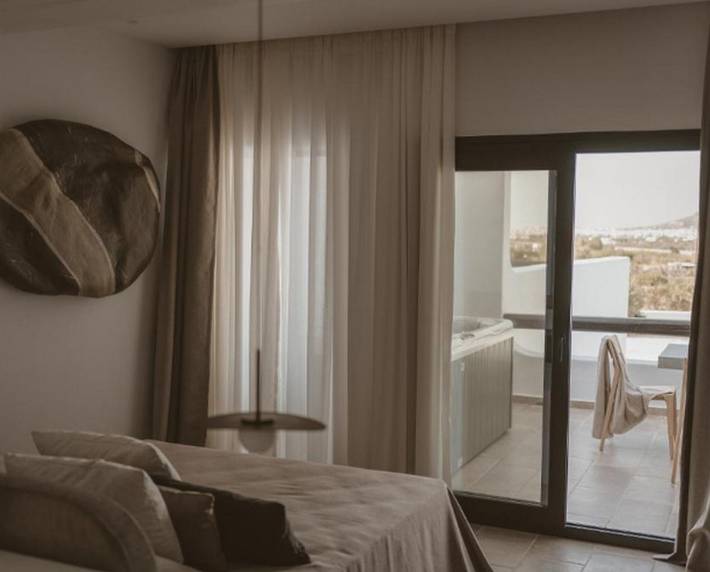 Location de vacances pour 2 personnes, avec Vue sur l’océan ainsi que Balcon et Terrasse dans Agia Anna
