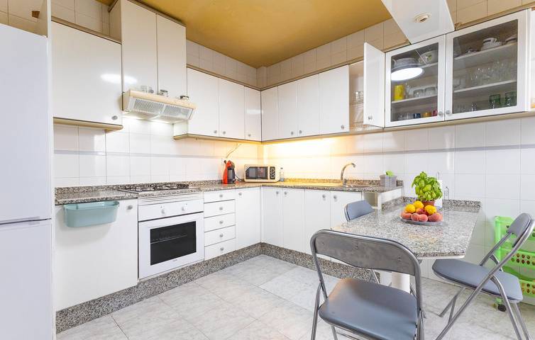 Acogedor Apartamento con Parking, Cerca de Braseria Restaurante in Cartagena, Costa Cálida