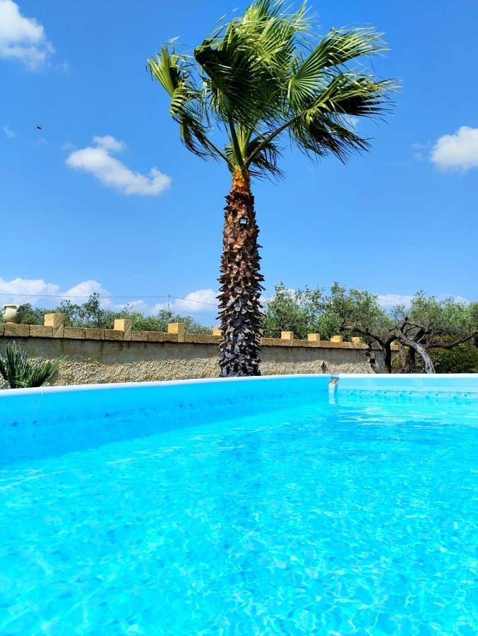 Gîte pour 3 personnes, avec Jardin ainsi que Piscine et Vue à Castelvetrano