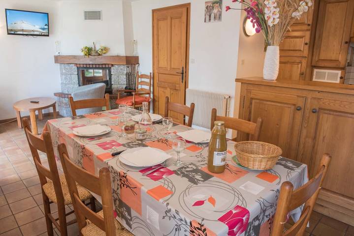 Gîtes de France 6/7 personnes au Fau de Peyre in Fau-de-Peyre, Peyre-en-Aubrac