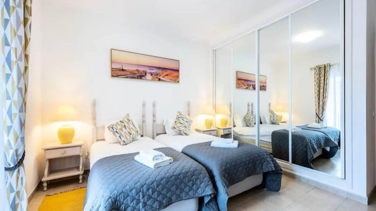 Ganze Ferienwohnung, Ferienwohnung für 6 Personen (150 m²) in Budens in Budens, Faro Distrikt