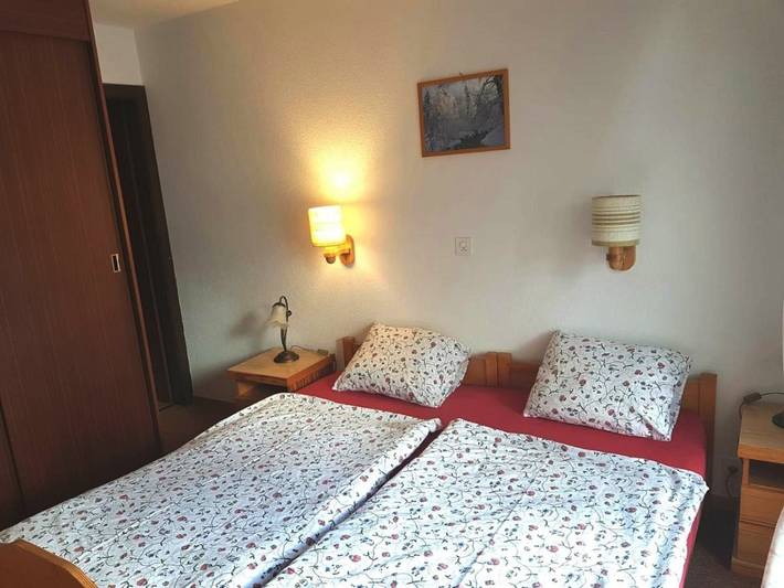 Gîte pour 8 personnes, avec terrasse et vue, animaux acceptés à Vionnaz - 2