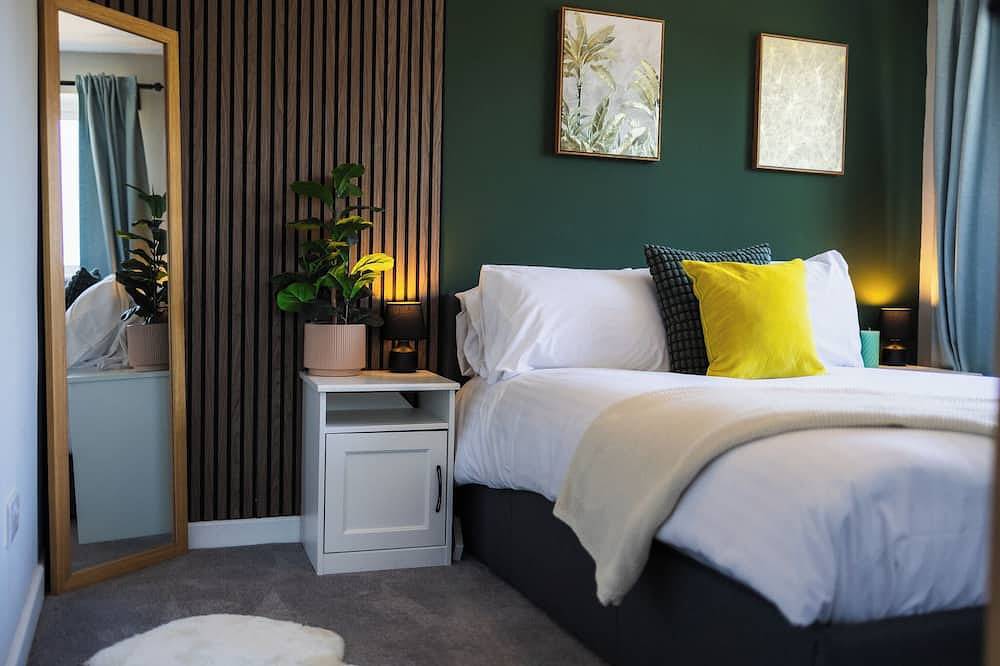 Home from Home, only 5 minutes drive from Historical Durham center. in Durham, County Durham