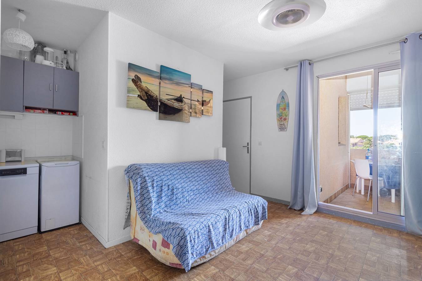 Appartement entier, Appartement 'Duplex 150 M De Plage St Cyprien' avec terrasse privée, jardin partagé et Wi-Fi in Saint-Cyprien, Côte d'Améthyste