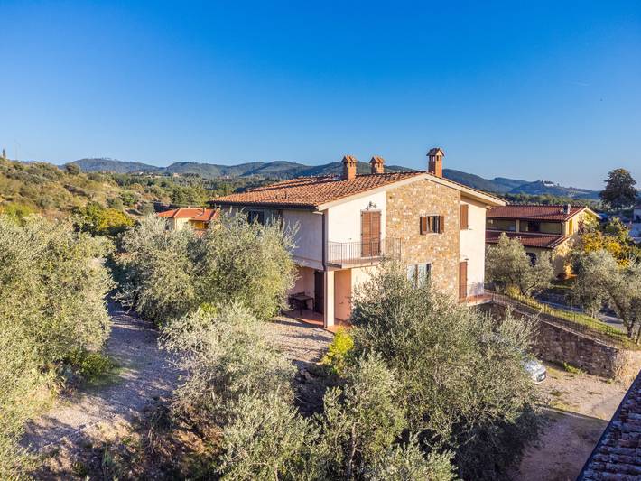 Casa vacanza per 6 persone, con panorama e balcone nonché giardino a Gaiole in Chianti