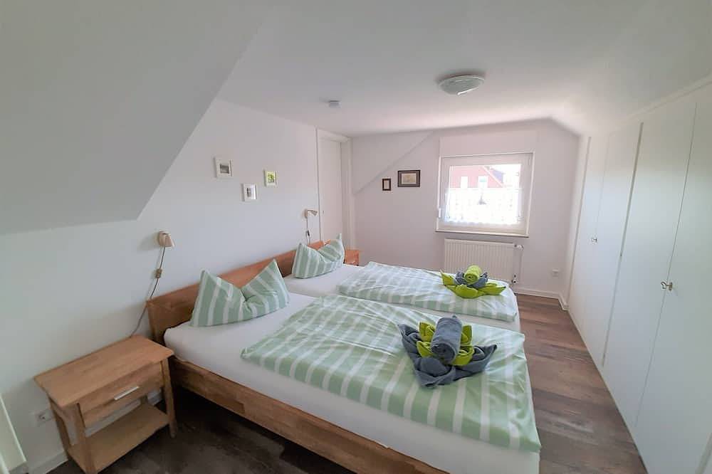 Modernes Ferienhaus. Hier können Sie Nordseeluft schnuppern. in Strand Norddeich, Norddeich