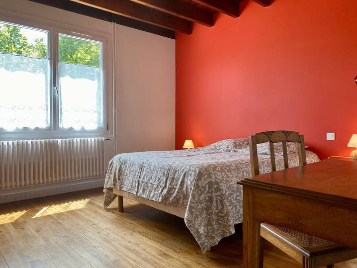 Maison calme, 5 chambres, grand jardin clos, proche forêt et Nantes, wifi, accès Pmr in Le Gâvre, Châteaubriant und Umgebung