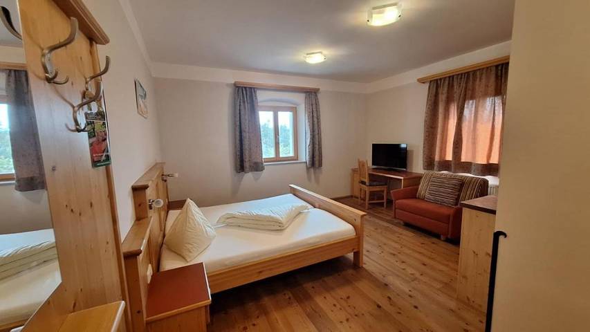 Ferienwohnung für 2 Personen, mit Garten und Ausblick in Linz - 4