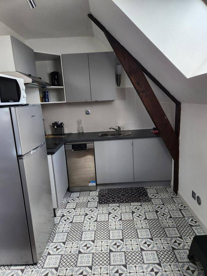 Appartement entier, One-Bedroom Apartment in Montbazens, Aveyron