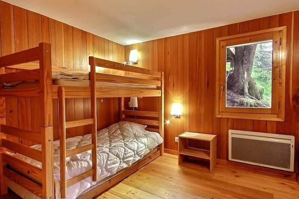 Renoviertes Chalet für 10 Pers, Terrasse und Jacuzzi, nahe Pisten in Plagne Centre, La Plagne-Tarentaise