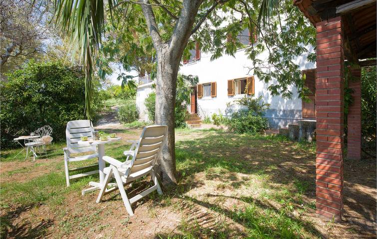 Apartamento con vistas al mar, aparcamiento y cocina - 1,5 km de la playa in Cetraro, Provincia de Cosenza