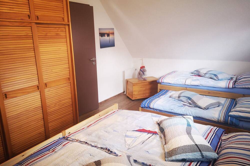 Ganze Wohnung, Landurlaub Mecklenburgische Seenplatte b. Waren Müritz in Lansen-Schönau, Peenehagen