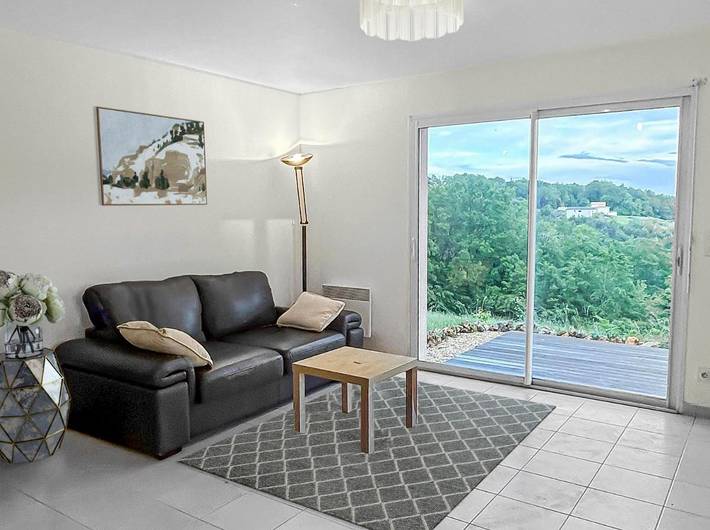 Location de vacances pour 5 personnes, avec vue ainsi que jardin et terrasse à Notre-Dame-de-Sanilhac - 3