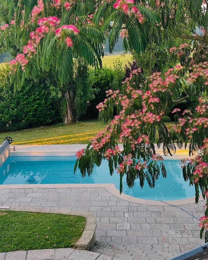 Maison de vacances pour 10 personnes, avec vue et terrasse ainsi que jardin et piscine
