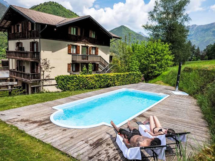 Vakantiewoning voor 5 personen, with terras and uitzicht as well as tuin, met huisdier in Ledro