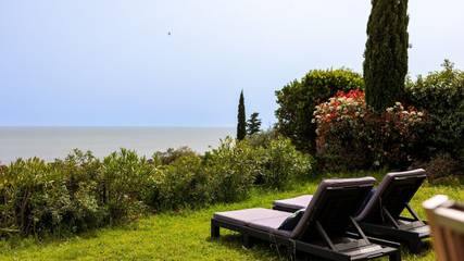 Location de vacances pour 4 personnes, avec vue et jardin, animaux acceptés dans Agay