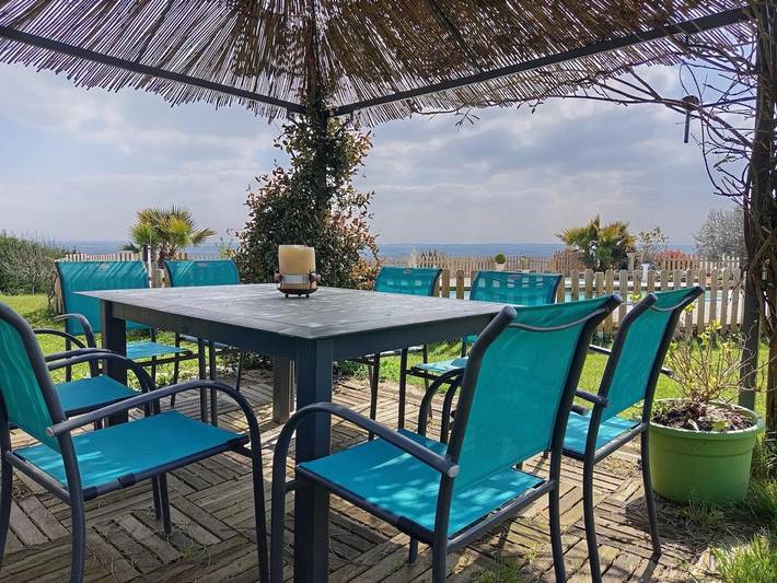Location de vacances pour 10 personnes, avec piscine ainsi que terrasse et vue, animaux acceptés à Le Pian-sur-Garonne - 2