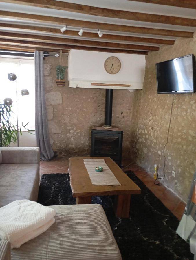 Location de vacances pour 6 personnes, avec terrasse ainsi que sauna et vue à Saint-Aquilin - 2