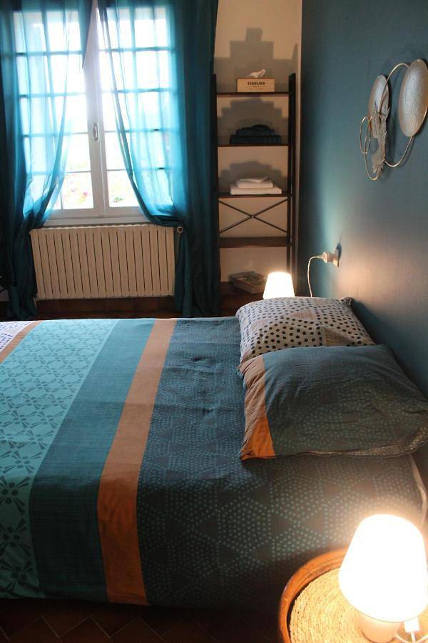Double Room in Mirambeau, Région de Jonzac