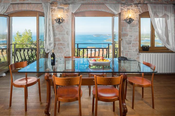 Ferienhaus für 6 Personen, mit Balkon/Terrasse