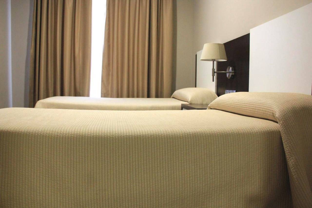 Aparthotel para 10 personas con sauna in Jaca, Pirineos