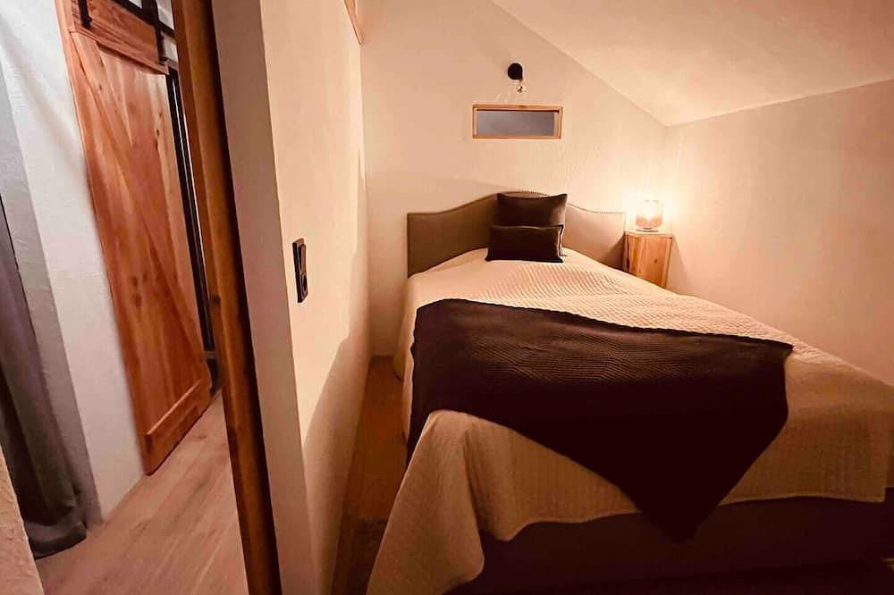 Stilvolles und komfortables Chalet am Waldrand gelegen mit Blick ins Edertal in Hatzfeld, Waldecker Land