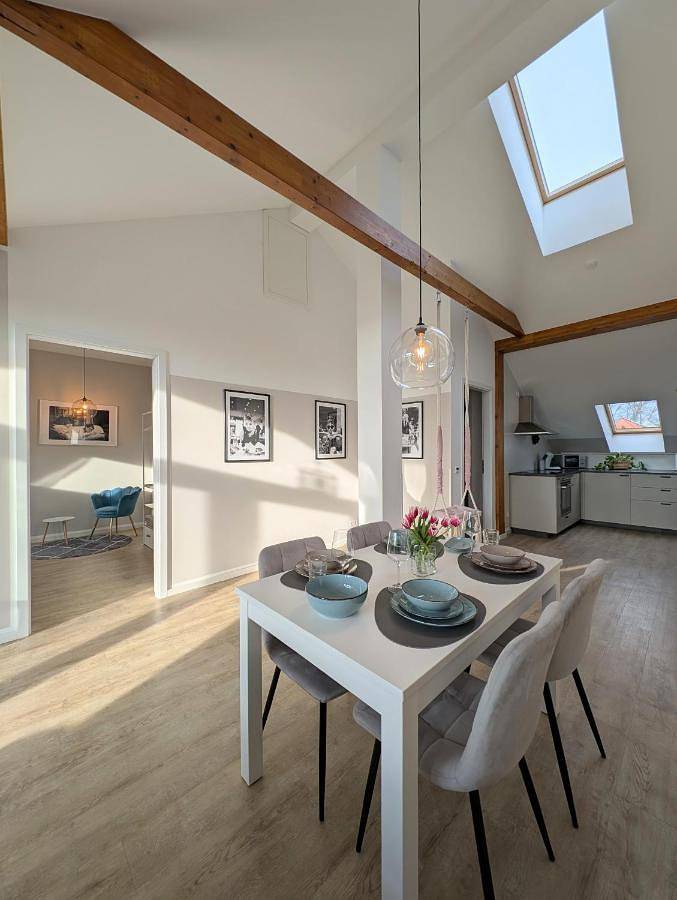 Ganze Wohnung, 3 Bedroom-Apartment with 1,5 Bathrooms in Zepernick, Panketal
