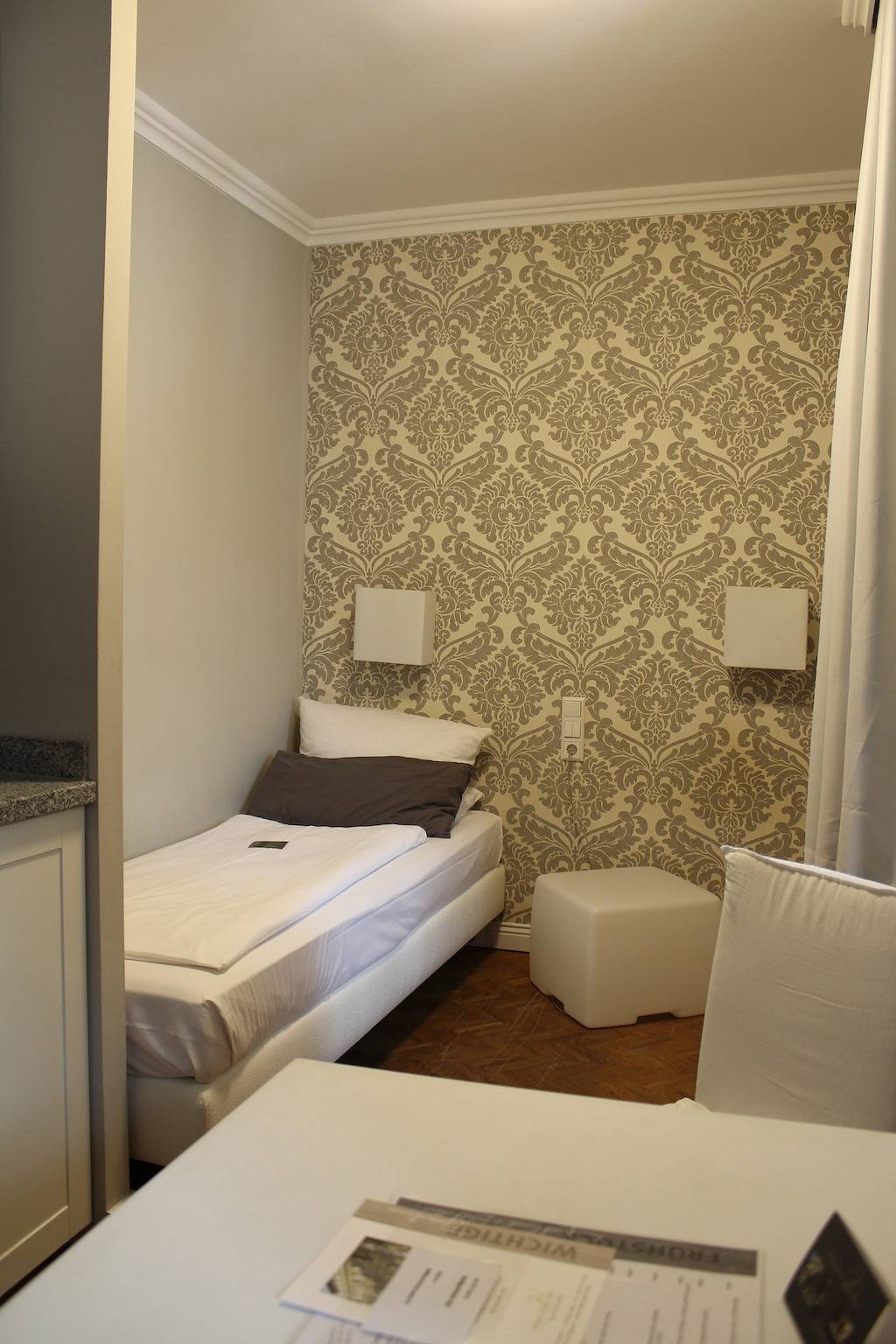 Einzelzimmer mit Küchenniesche in Landau in der Pfalz, Landau