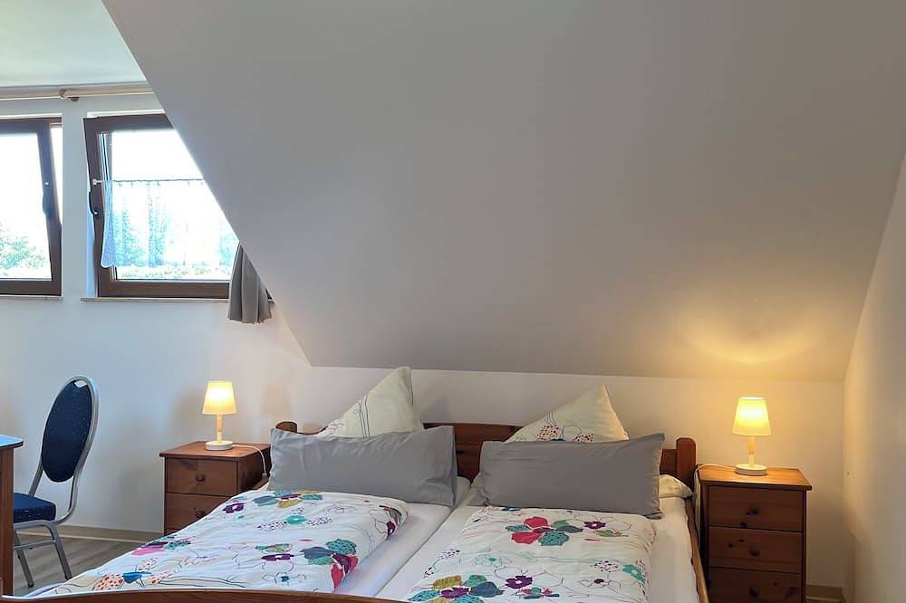 Ganze Wohnung, Ferienwohnung \"Burg Maus\" - Doppelbett + Einzelbett in Lahnstein, Mittelrhein