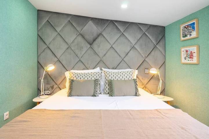 Urban Retreat in Central Porto in Bonfim, Distretto di Porto