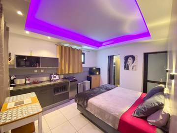 Cottage pour 2 personnes, avec jardin dans Le Quatorzieme