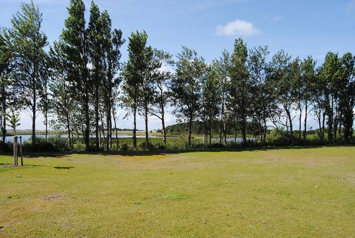 Ferienhaus für 4 Personen, mit Terrasse und Seeblick in Heiligenhafen