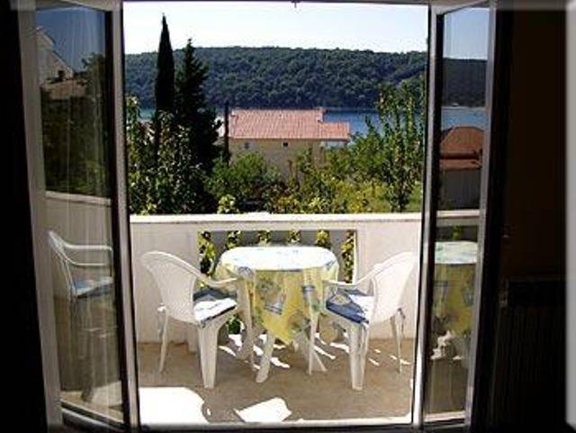 Smještaj za odmor za 3 osoba, s Terasa u Insel Rab