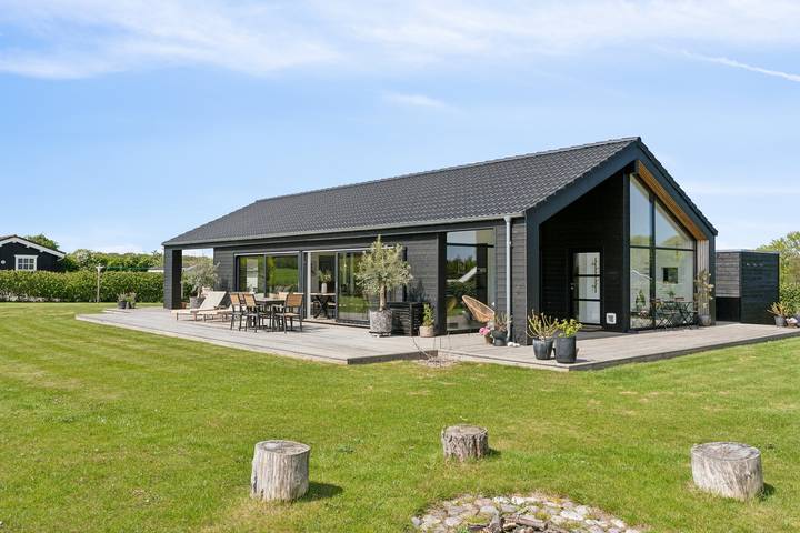 Ferienhaus mit Meerblick für 6 Personen, mit Garten und Terrasse sowie Seeblick auf Langeland - 2