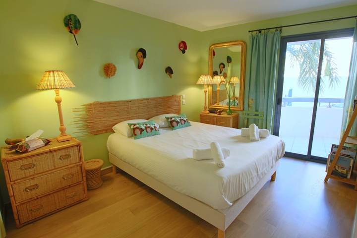 Gîte pour 4 personnes, avec terrasse dans Port du Mourre-Rouge - 4